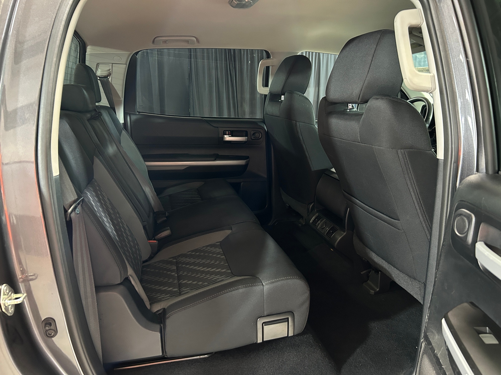 Thumbnail: 2018 Toyota Tundra - 6