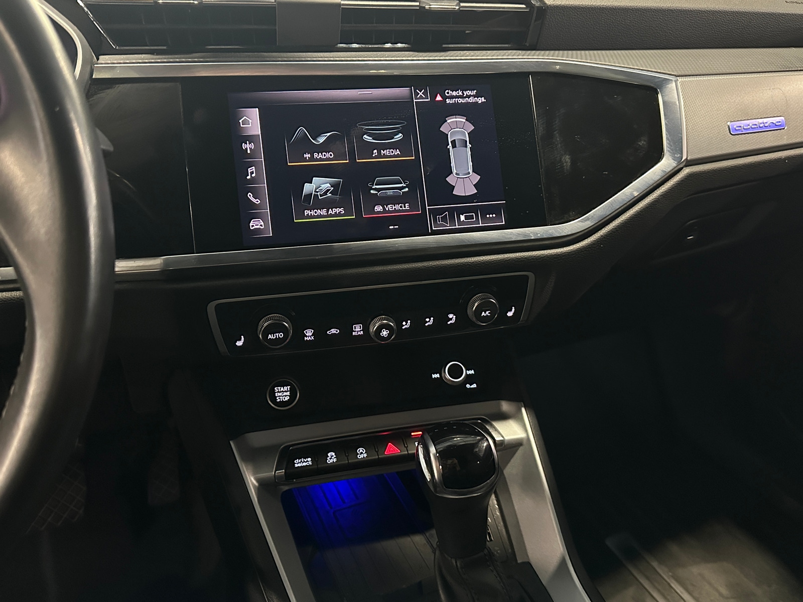 Thumbnail: 2021 Audi Q3 - 3
