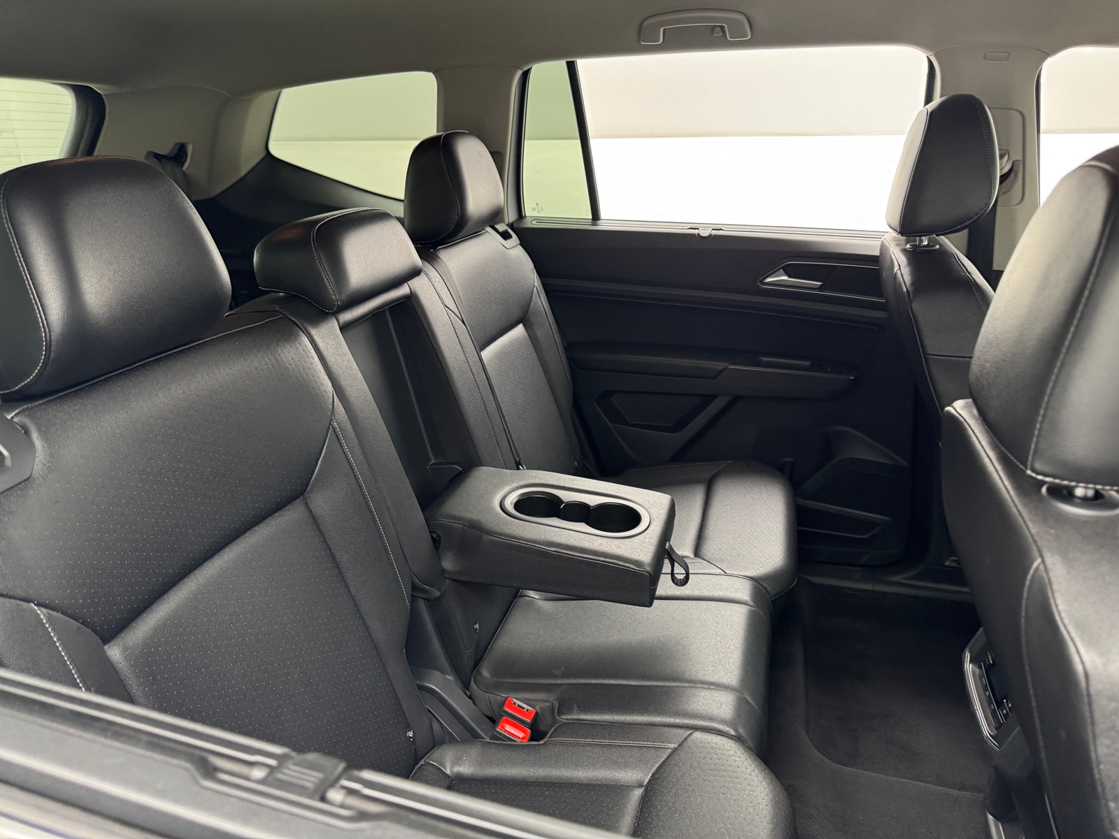 Thumbnail: 2018 Volkswagen Atlas - 5