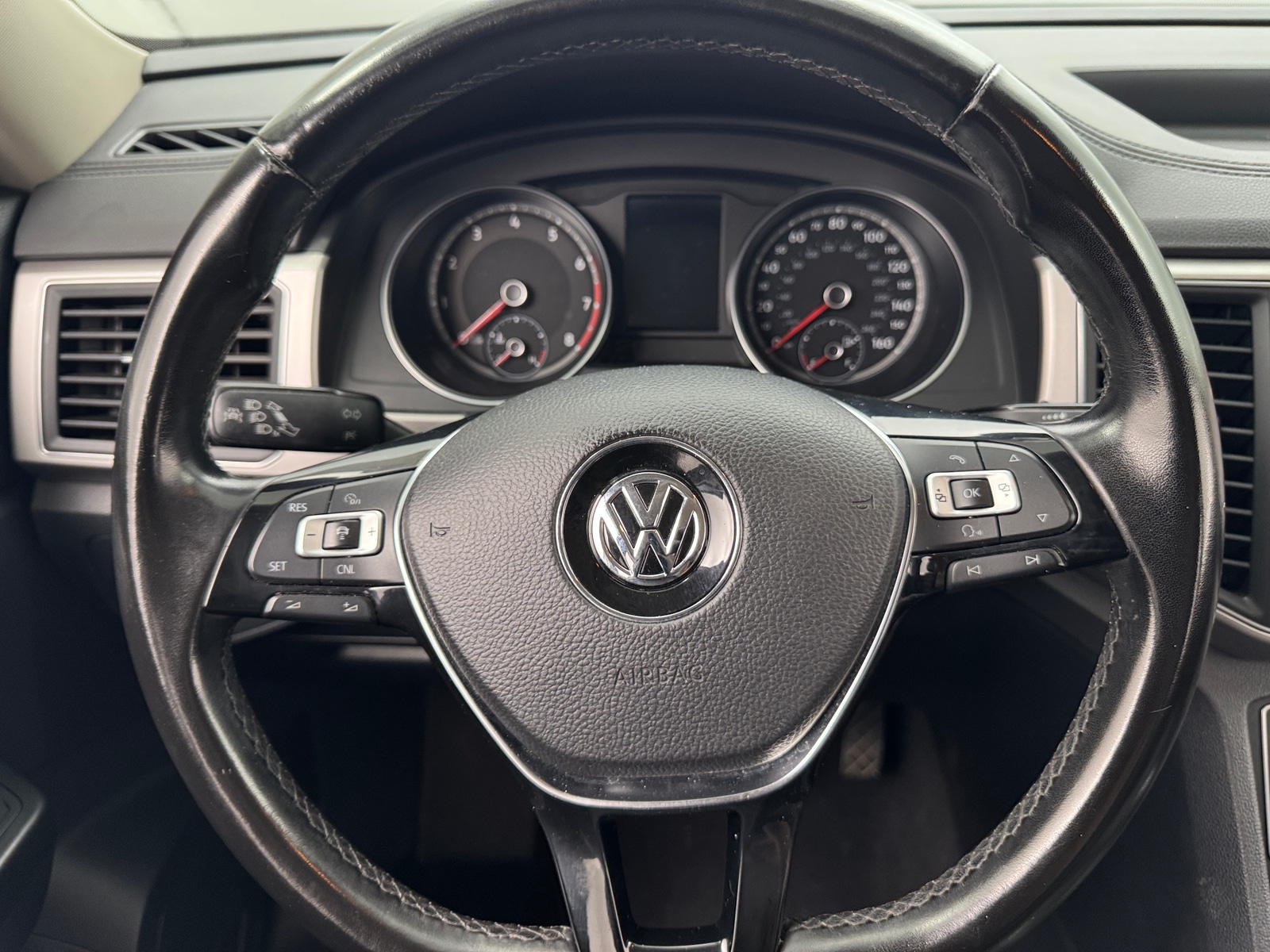 Thumbnail: 2018 Volkswagen Atlas - 4