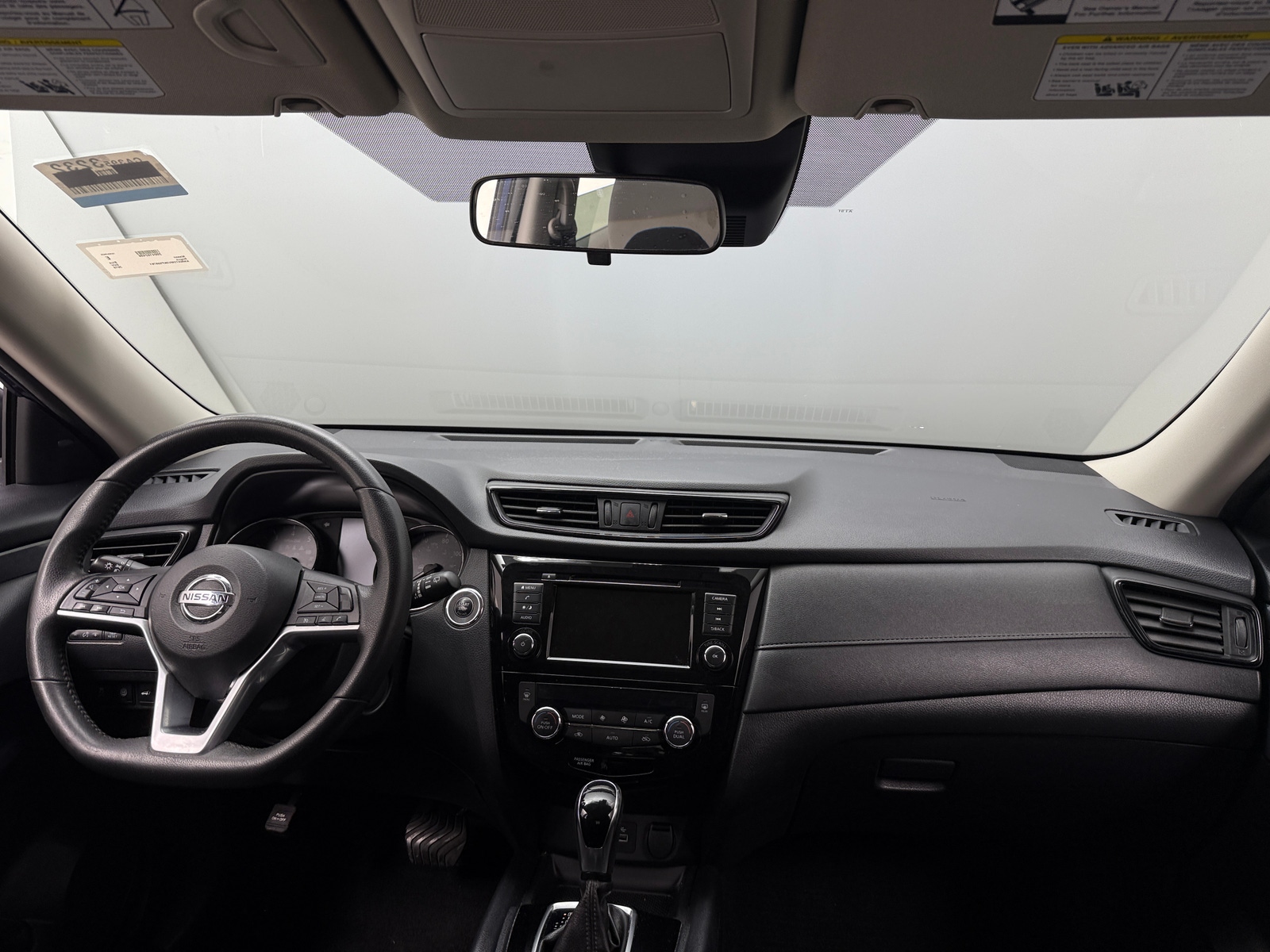 Thumbnail: 2019 Nissan Rogue - 3