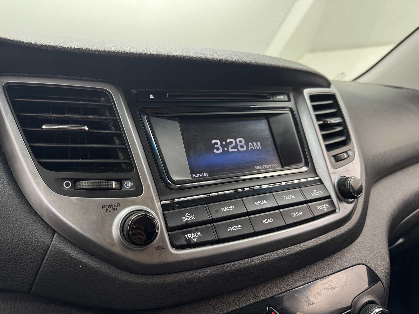 Thumbnail: 2018 Hyundai Tucson - 4