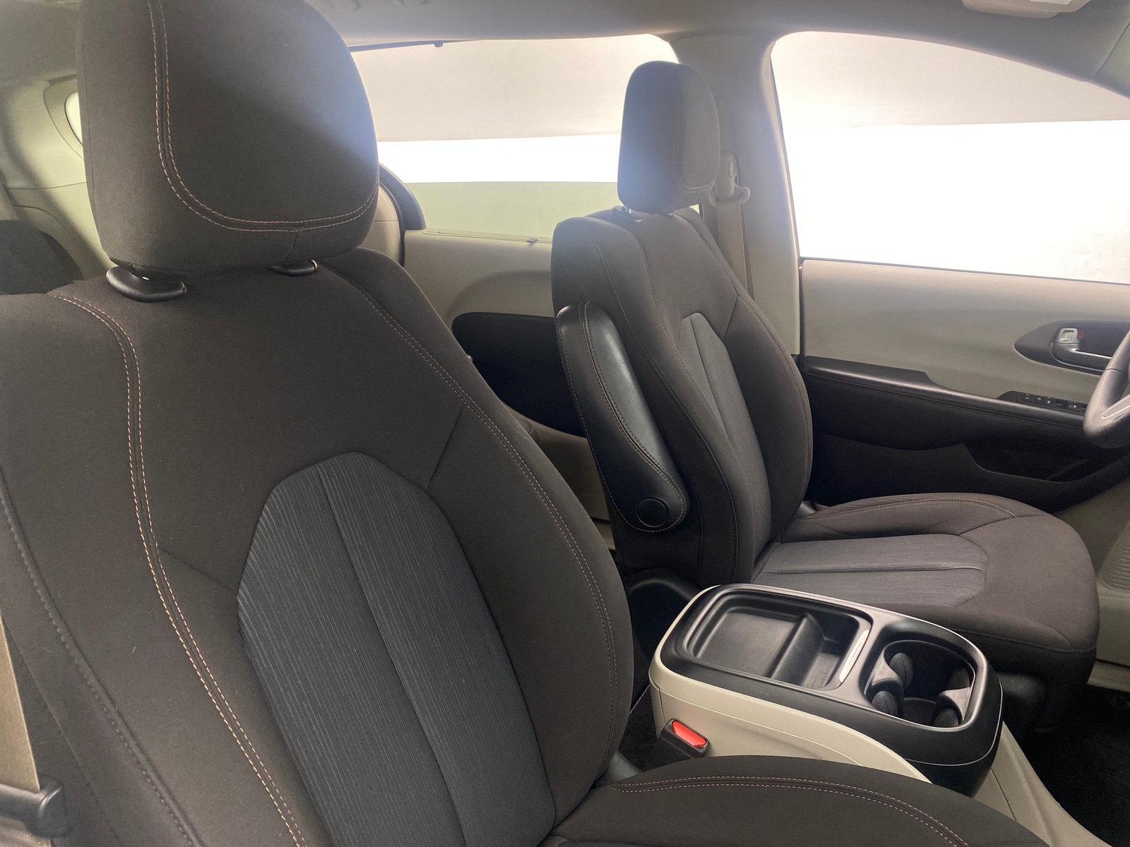 Thumbnail: 2020 Chrysler Pacifica - 2