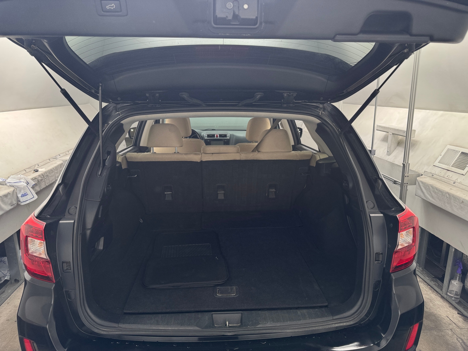 Thumbnail: 2015 Subaru Outback - 7
