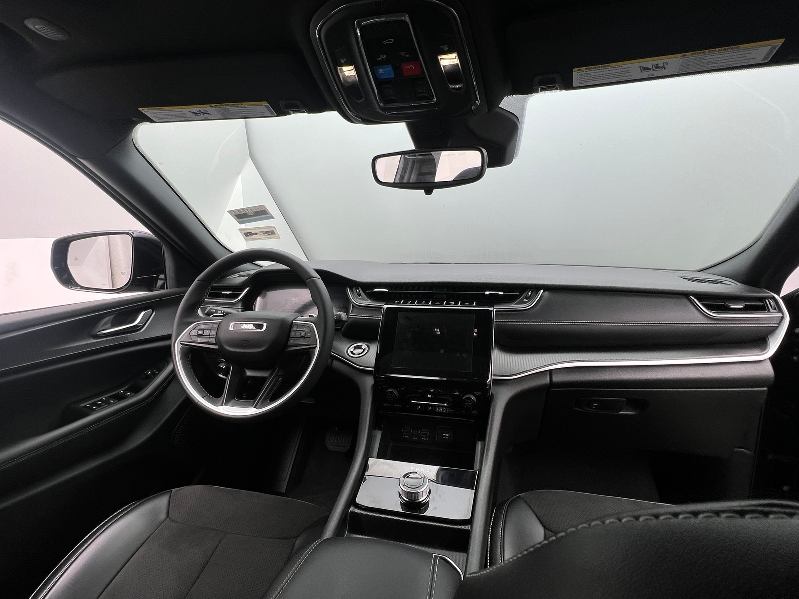 Thumbnail: 2024 Jeep Grand Cherokee L - 3
