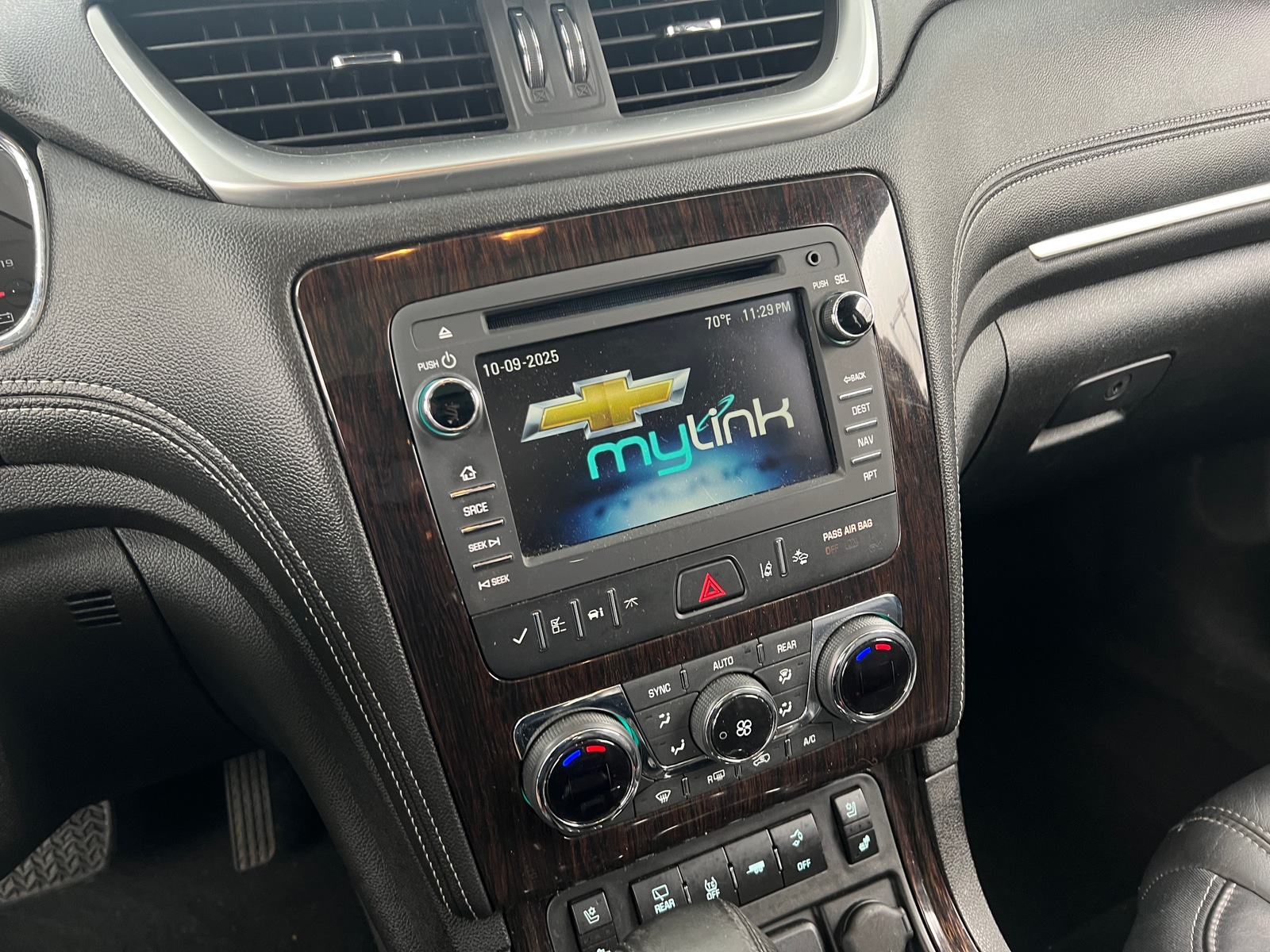 Thumbnail: 2016 Chevrolet Traverse - 3