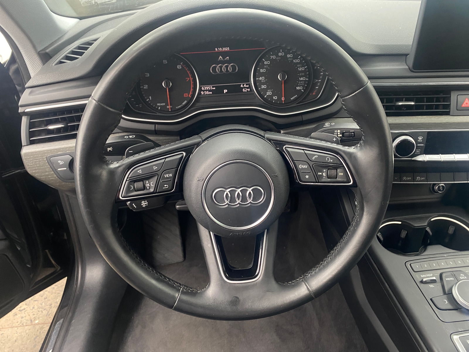 Thumbnail: 2019 Audi A4 - 4