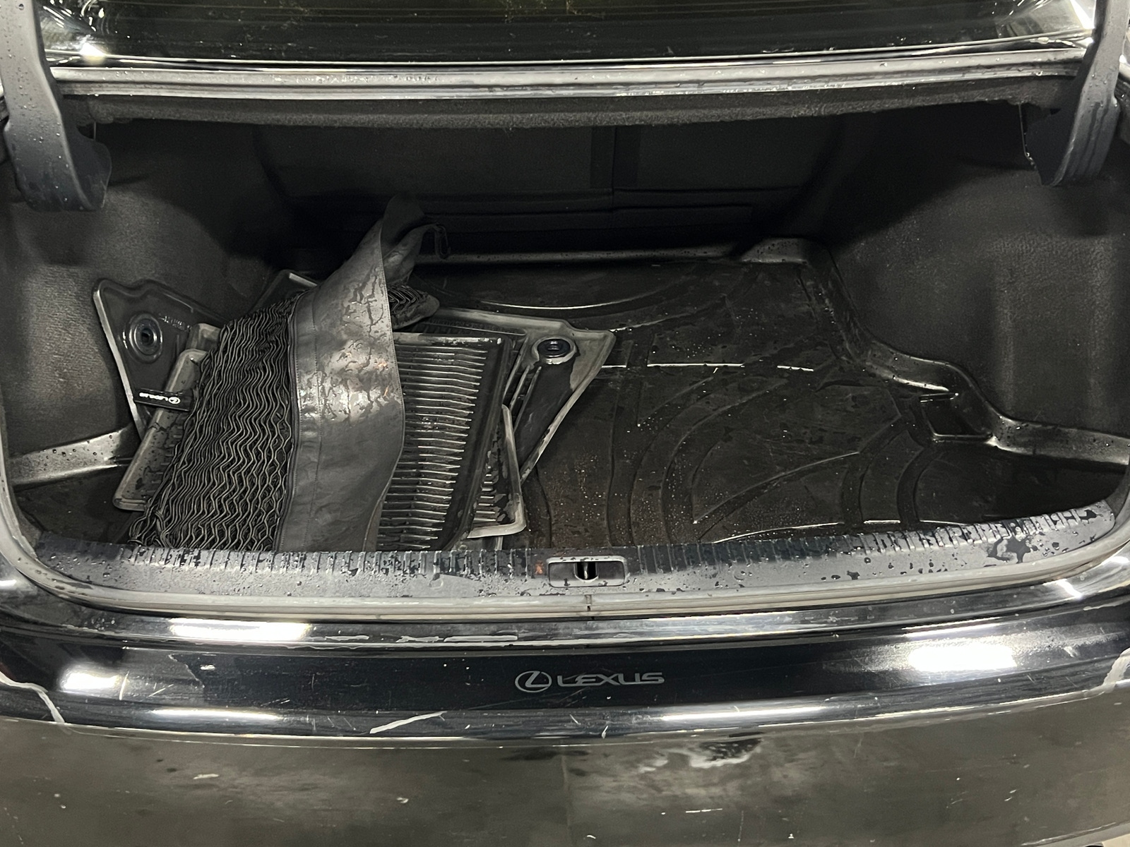 Thumbnail: 2016 Lexus IS - 6