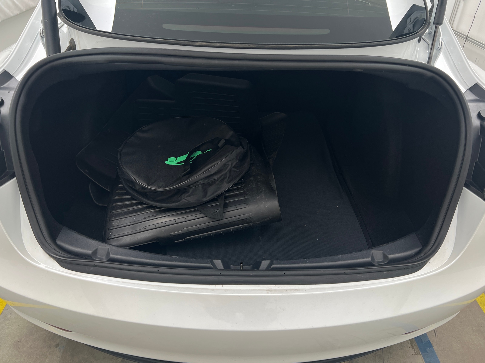 Thumbnail: 2023 Tesla Model 3 - 6