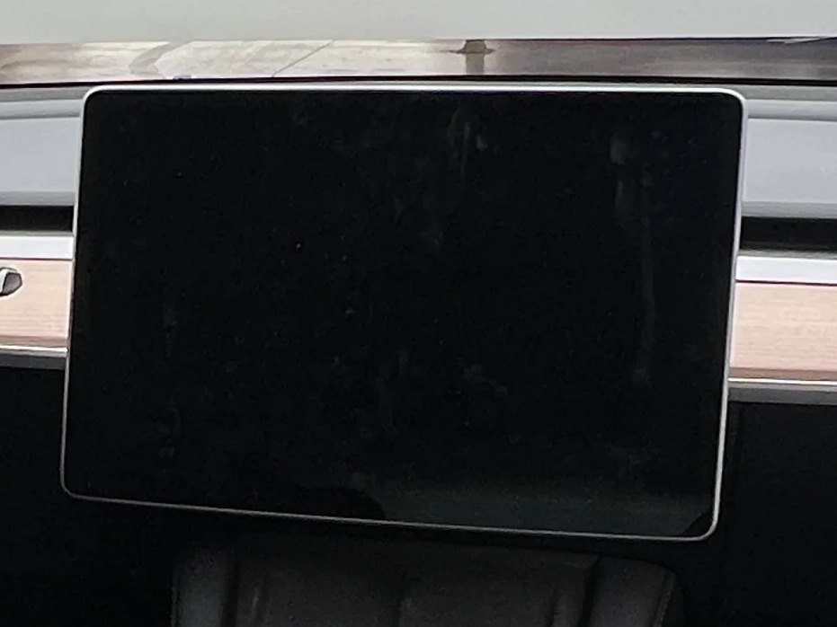 Thumbnail: 2023 Tesla Model 3 - 3