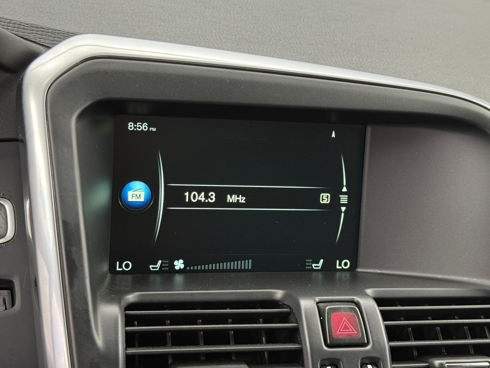 Thumbnail: 2015 Volvo XC60 - 3