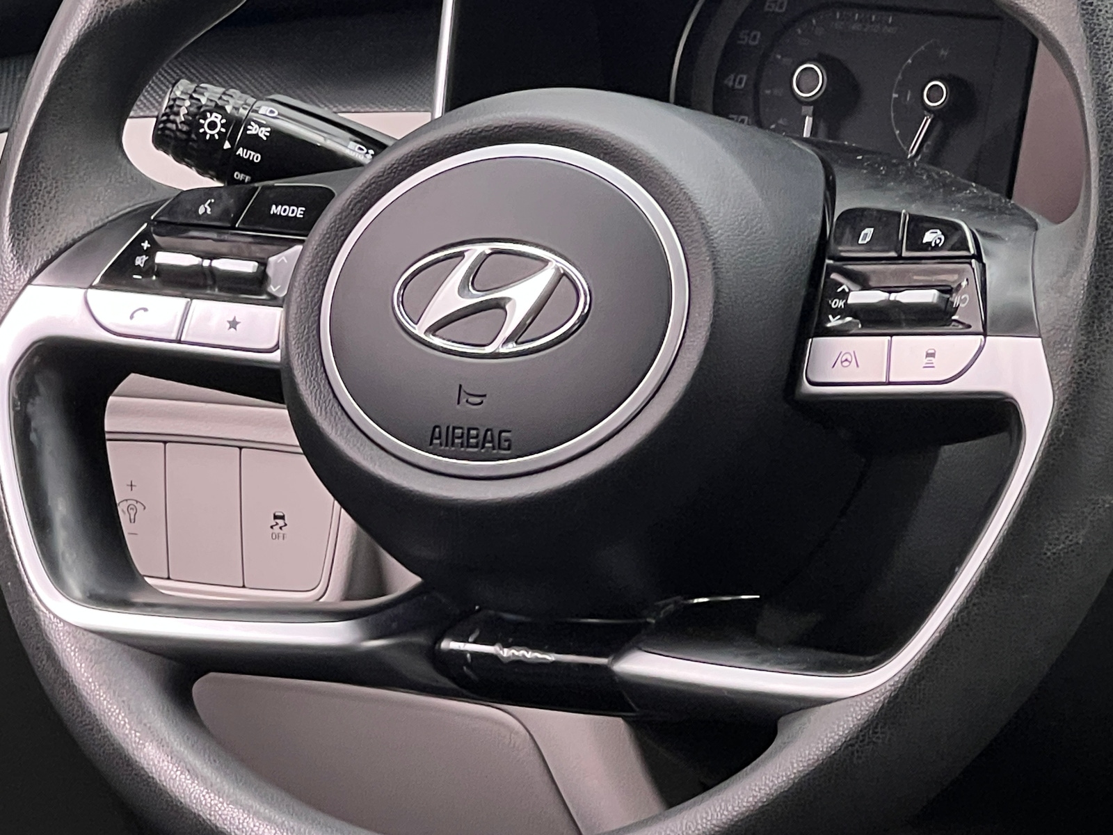 Thumbnail: 2022 Hyundai Tucson - 5