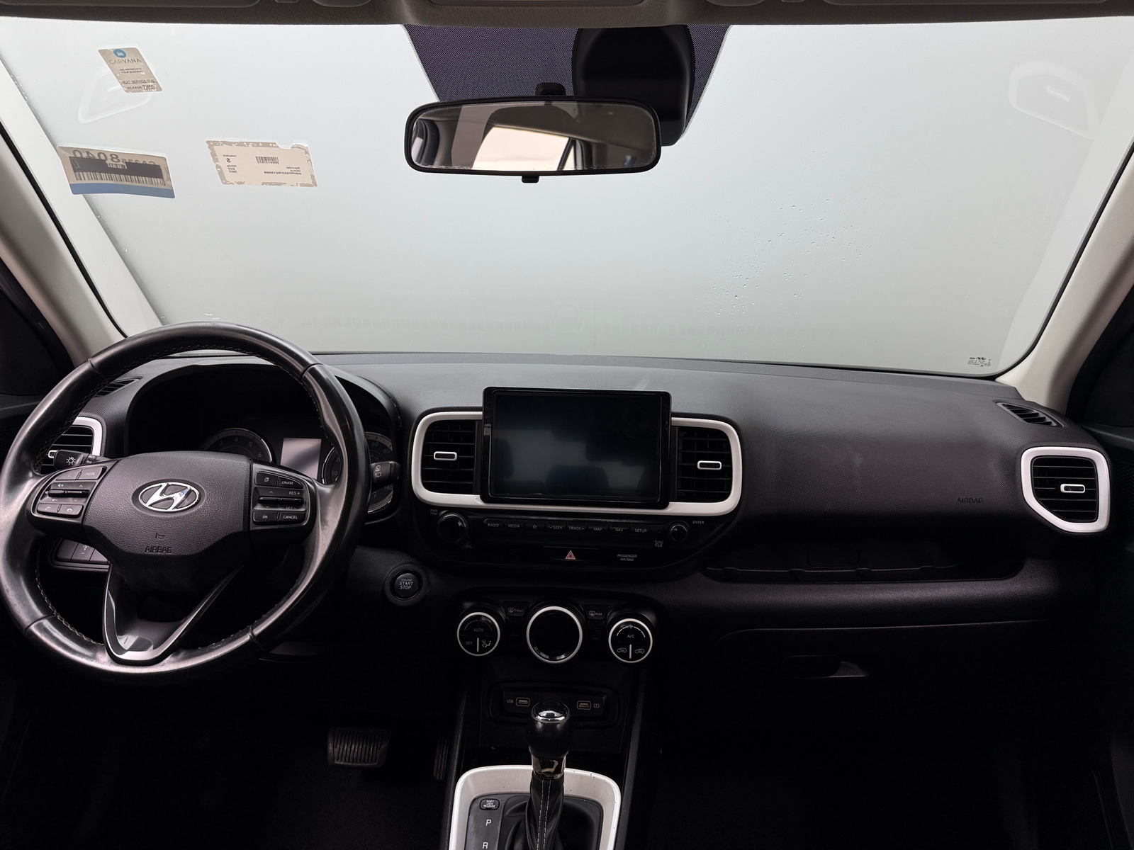 Thumbnail: 2022 Hyundai Venue - 3