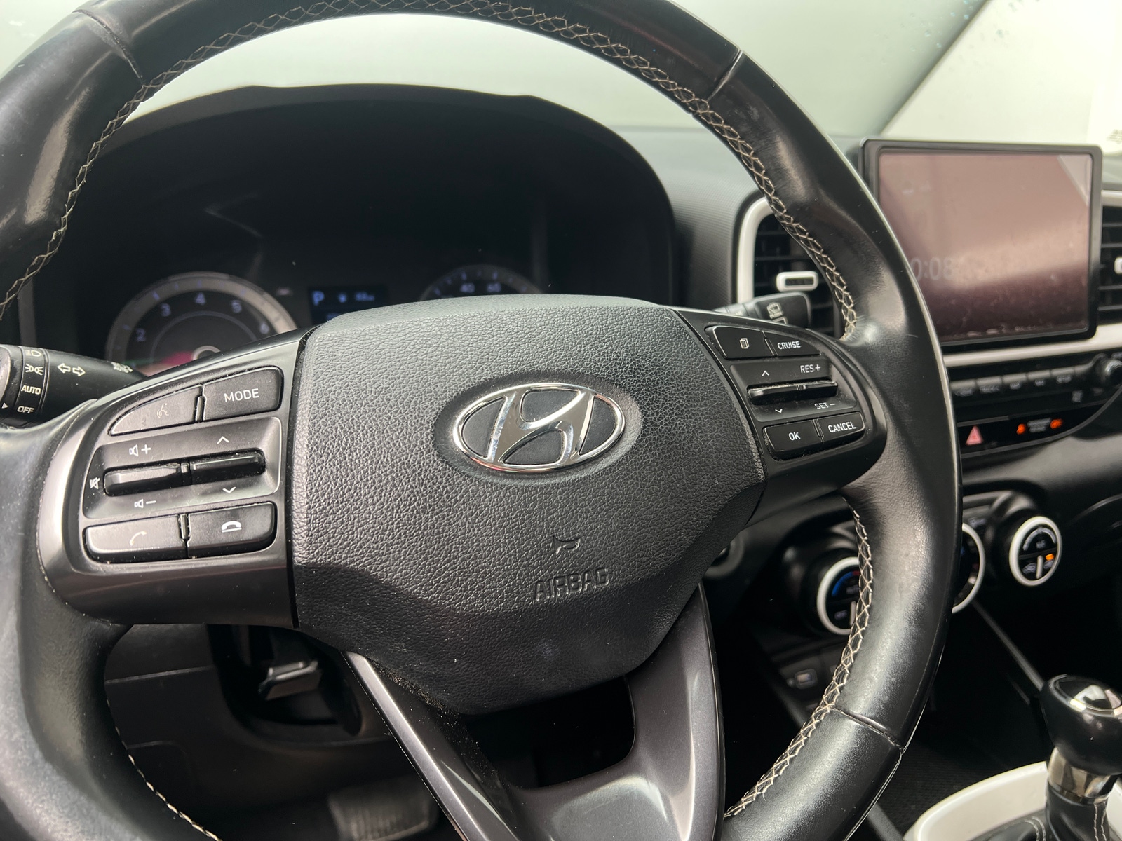 Thumbnail: 2022 Hyundai Venue - 5