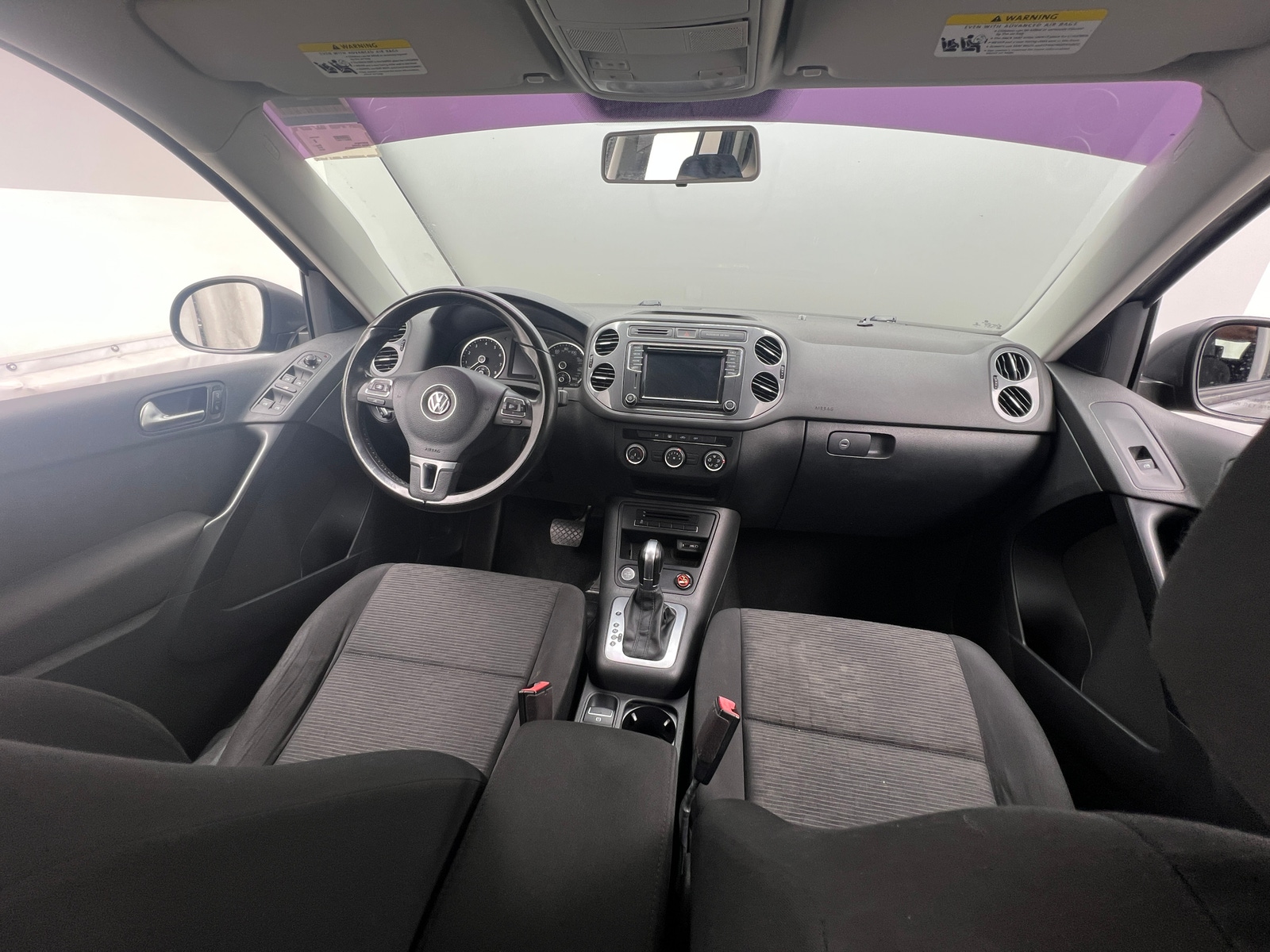 Thumbnail: 2018 Volkswagen Tiguan - 3