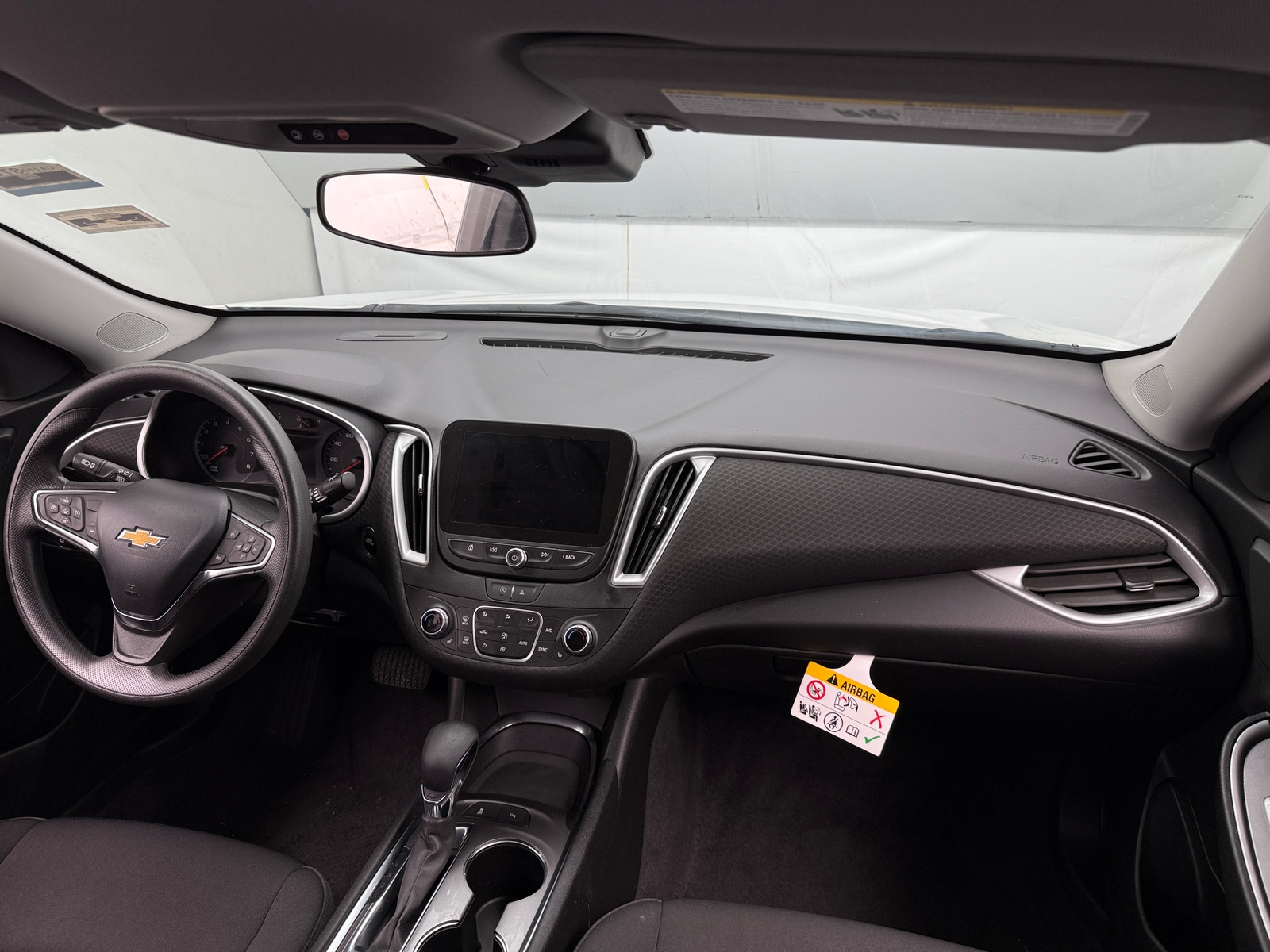 Thumbnail: 2024 Chevrolet Malibu - 3