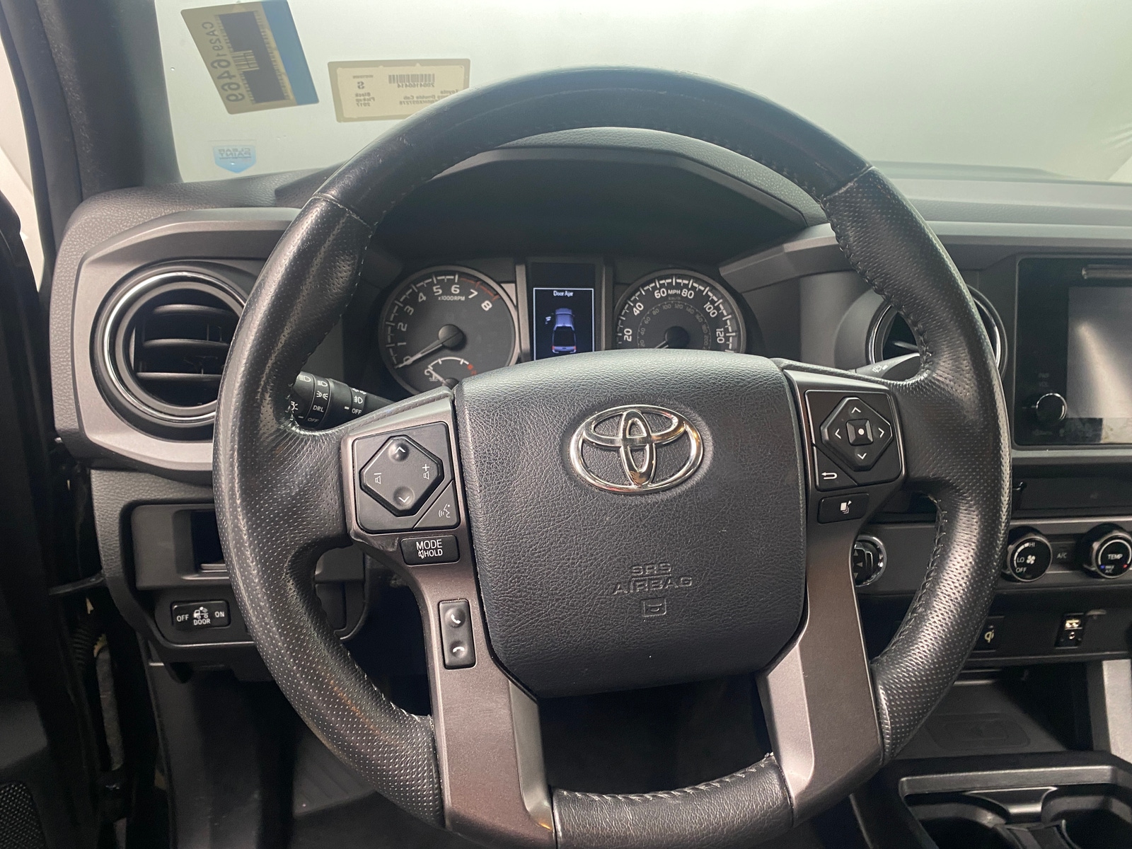 Thumbnail: 2017 Toyota Tacoma - 5