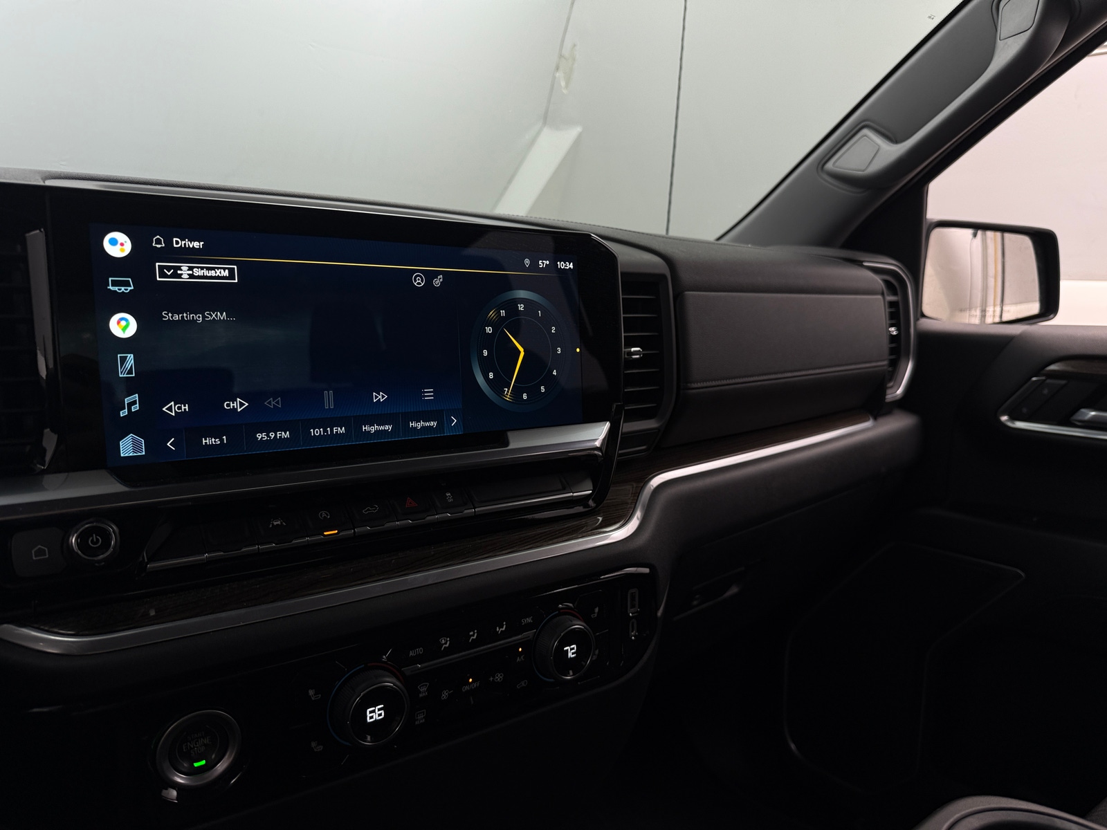 Thumbnail: 2022 Chevrolet Silverado 1500 - 4