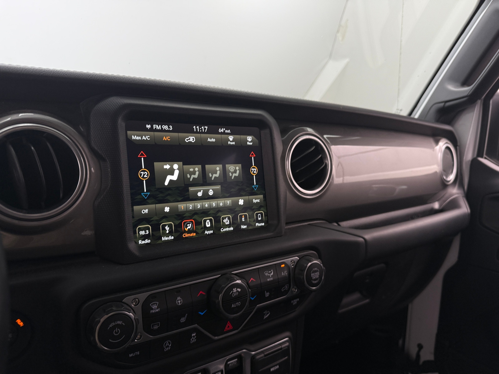 Thumbnail: 2018 Jeep Wrangler - 4