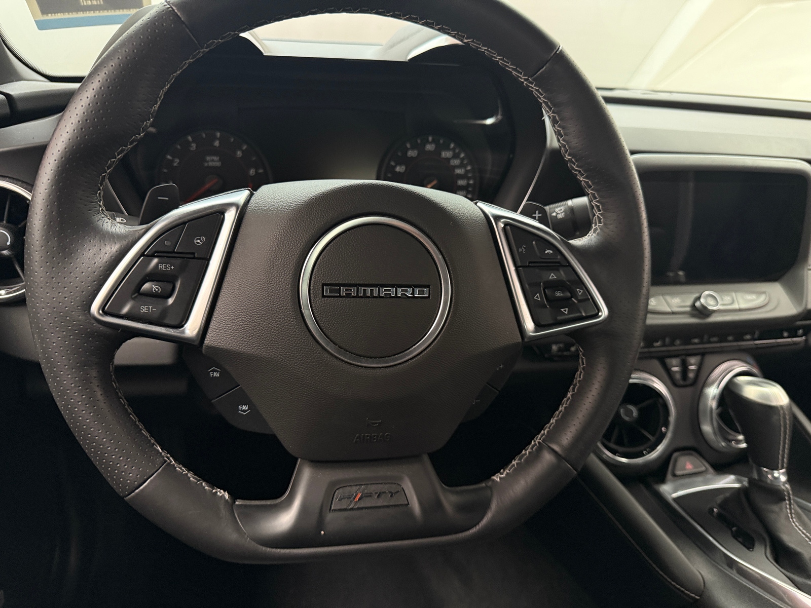 Thumbnail: 2017 Chevrolet Camaro - 3