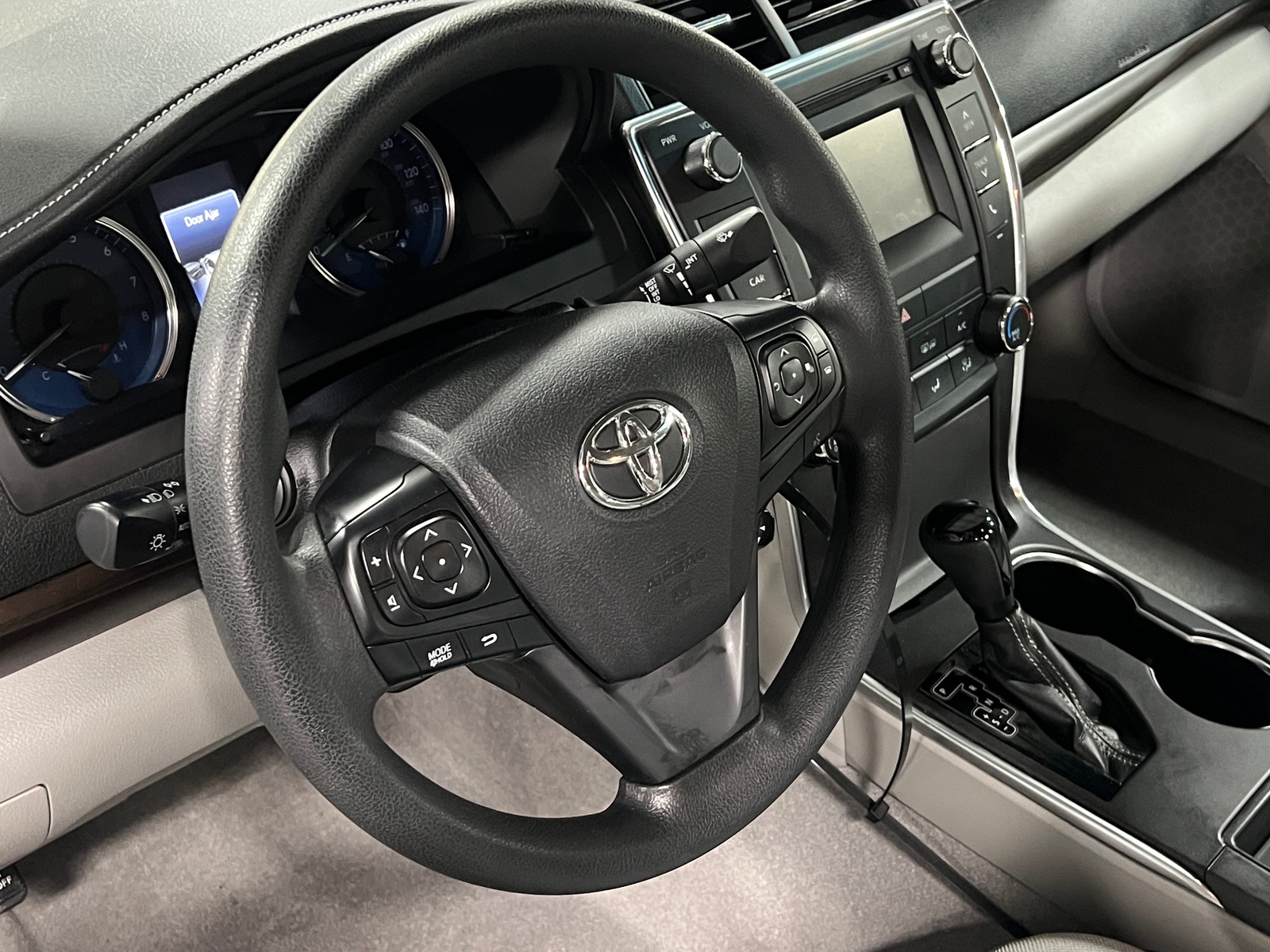 Thumbnail: 2017 Toyota Camry - 5
