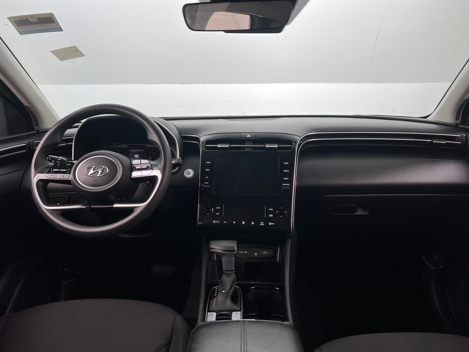Thumbnail: 2024 Hyundai Tucson - 3