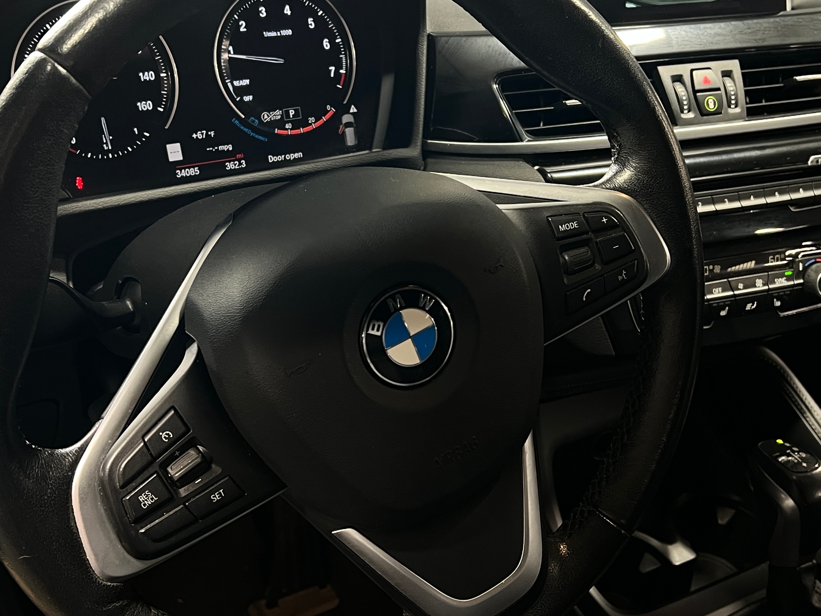 Thumbnail: 2019 BMW X1 - 4