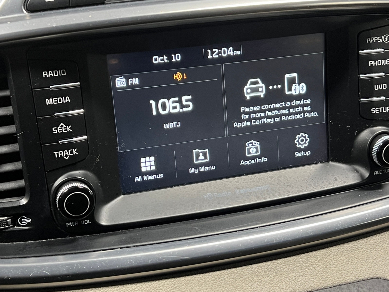 Thumbnail: 2017 Kia Sorento - 3