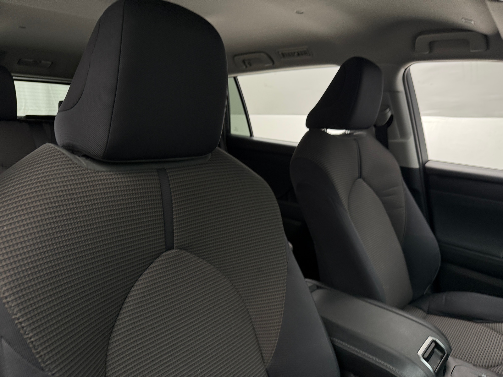 Thumbnail: 2023 Toyota Highlander - 2