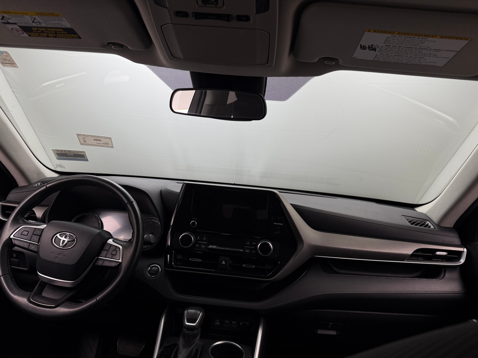 Thumbnail: 2023 Toyota Highlander - 3