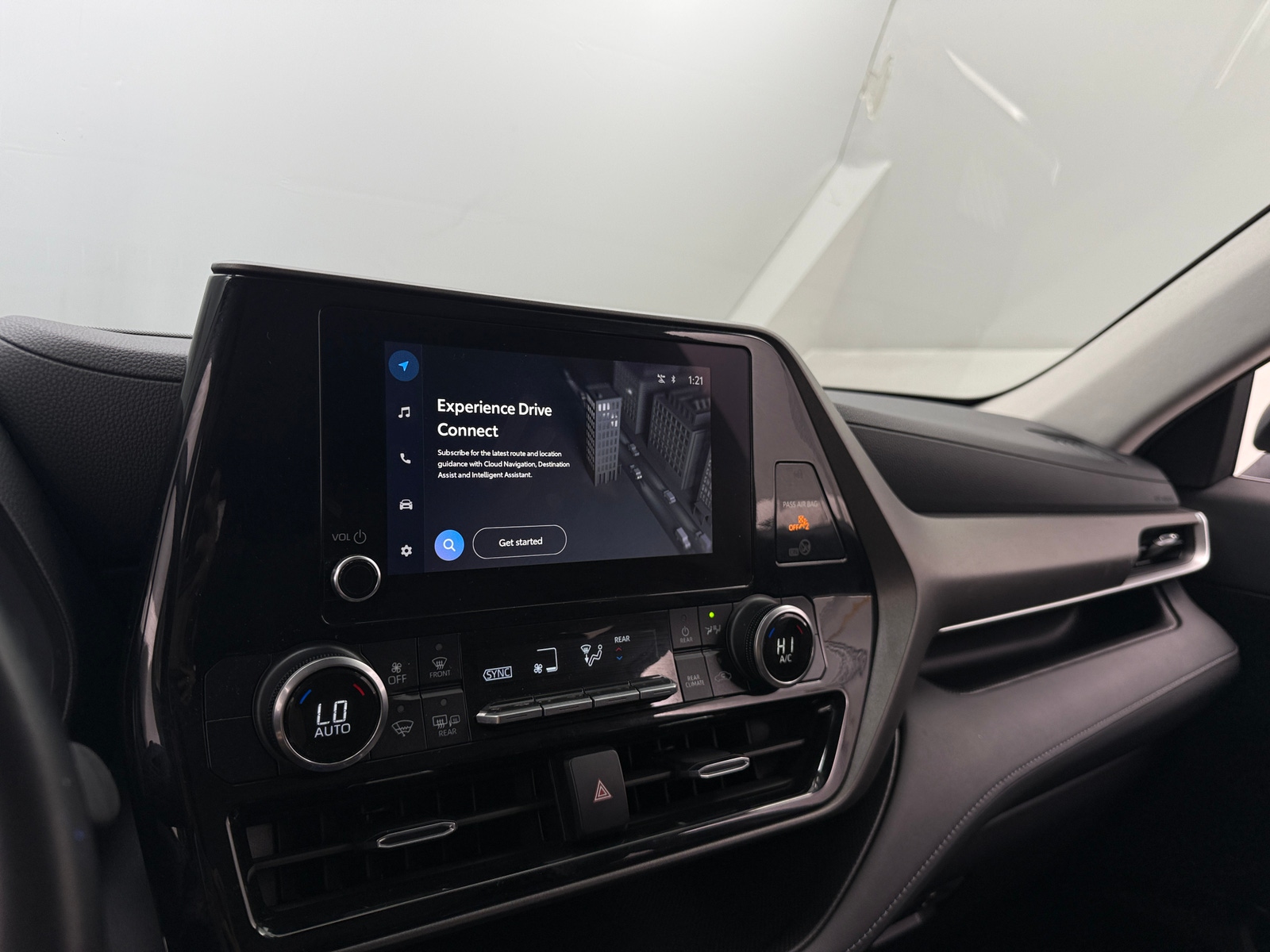 Thumbnail: 2023 Toyota Highlander - 4