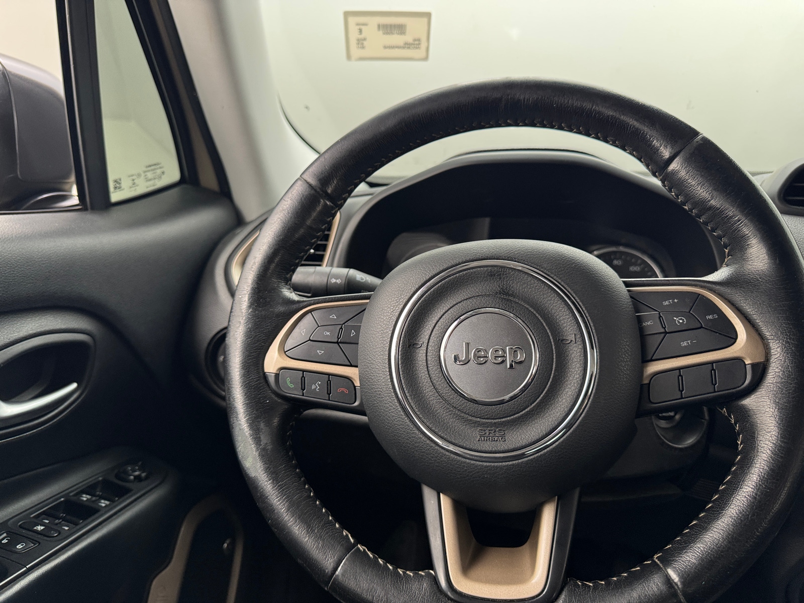 Thumbnail: 2017 Jeep Renegade - 5