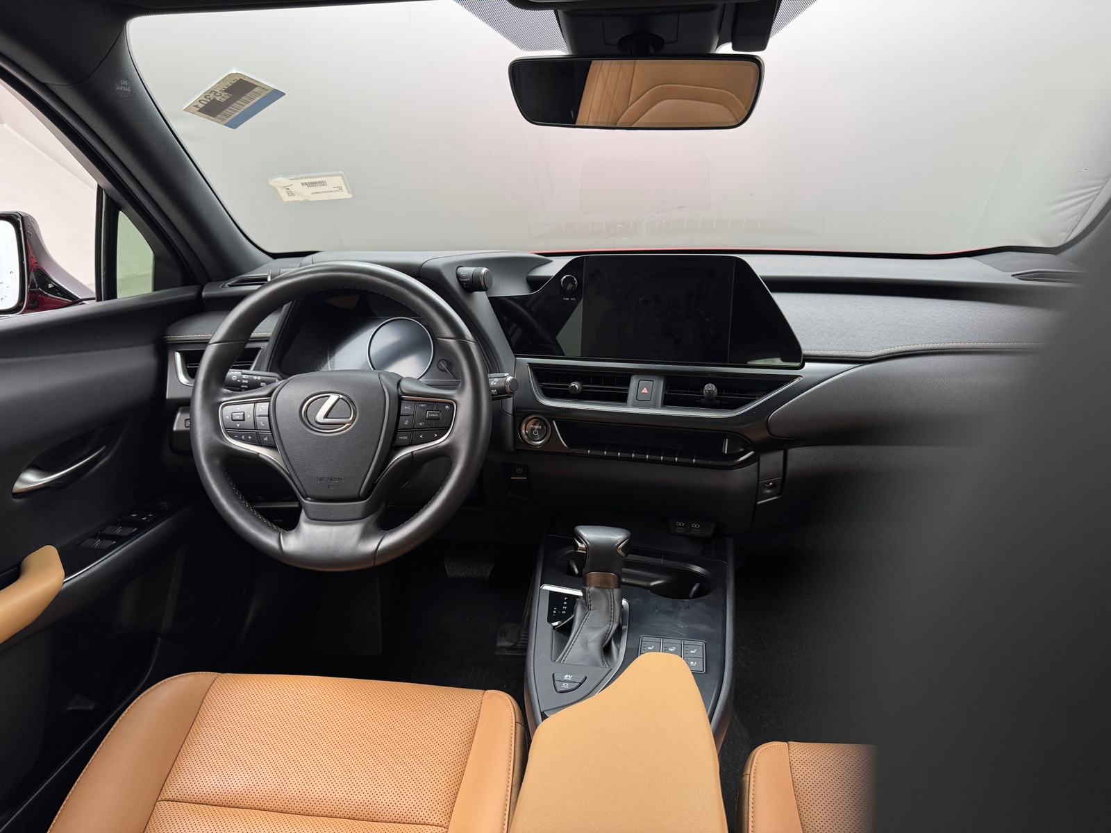 Thumbnail: 2023 Lexus UX - 2