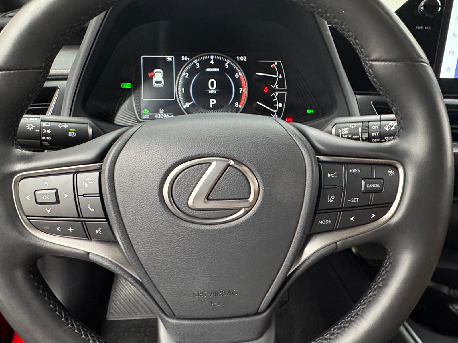 Thumbnail: 2023 Lexus UX - 4