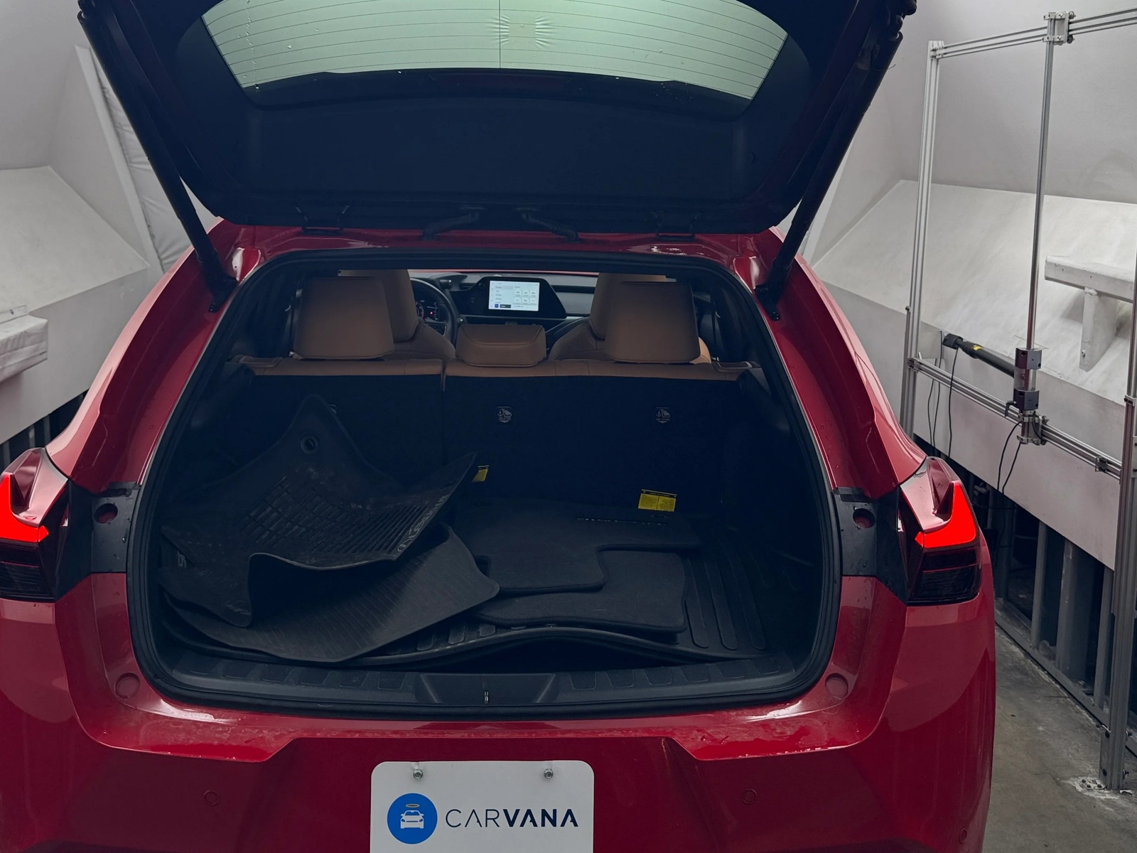 Thumbnail: 2023 Lexus UX - 6