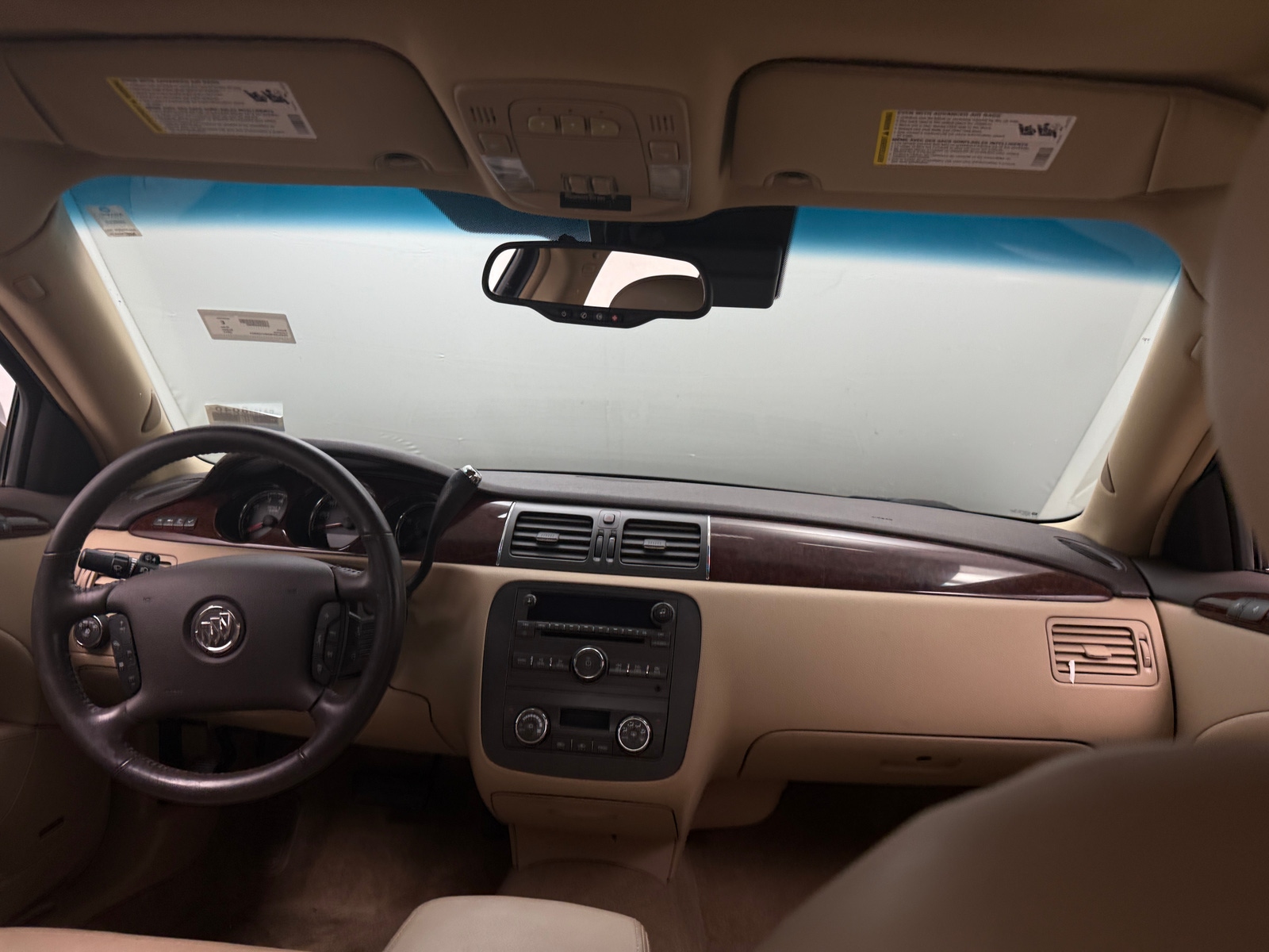 Thumbnail: 2011 Buick Lucerne - 2