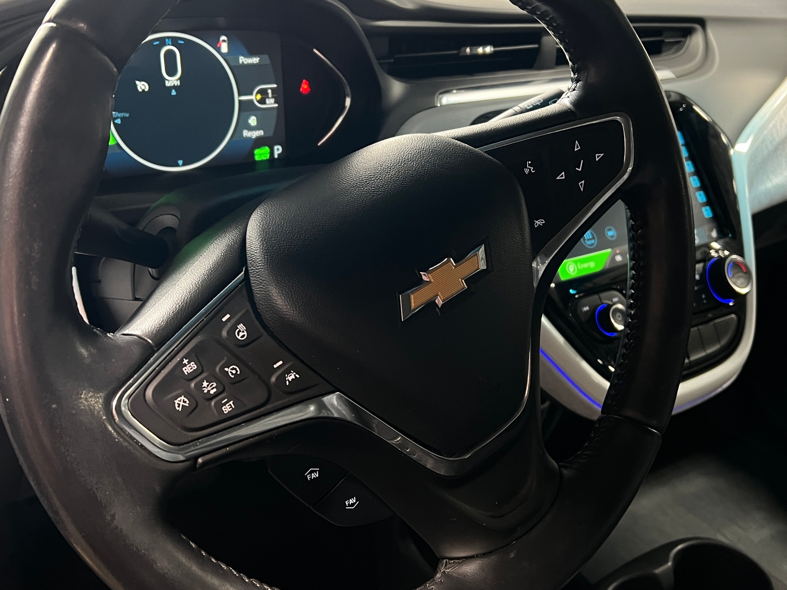 Thumbnail: 2020 Chevrolet Bolt EV - 4