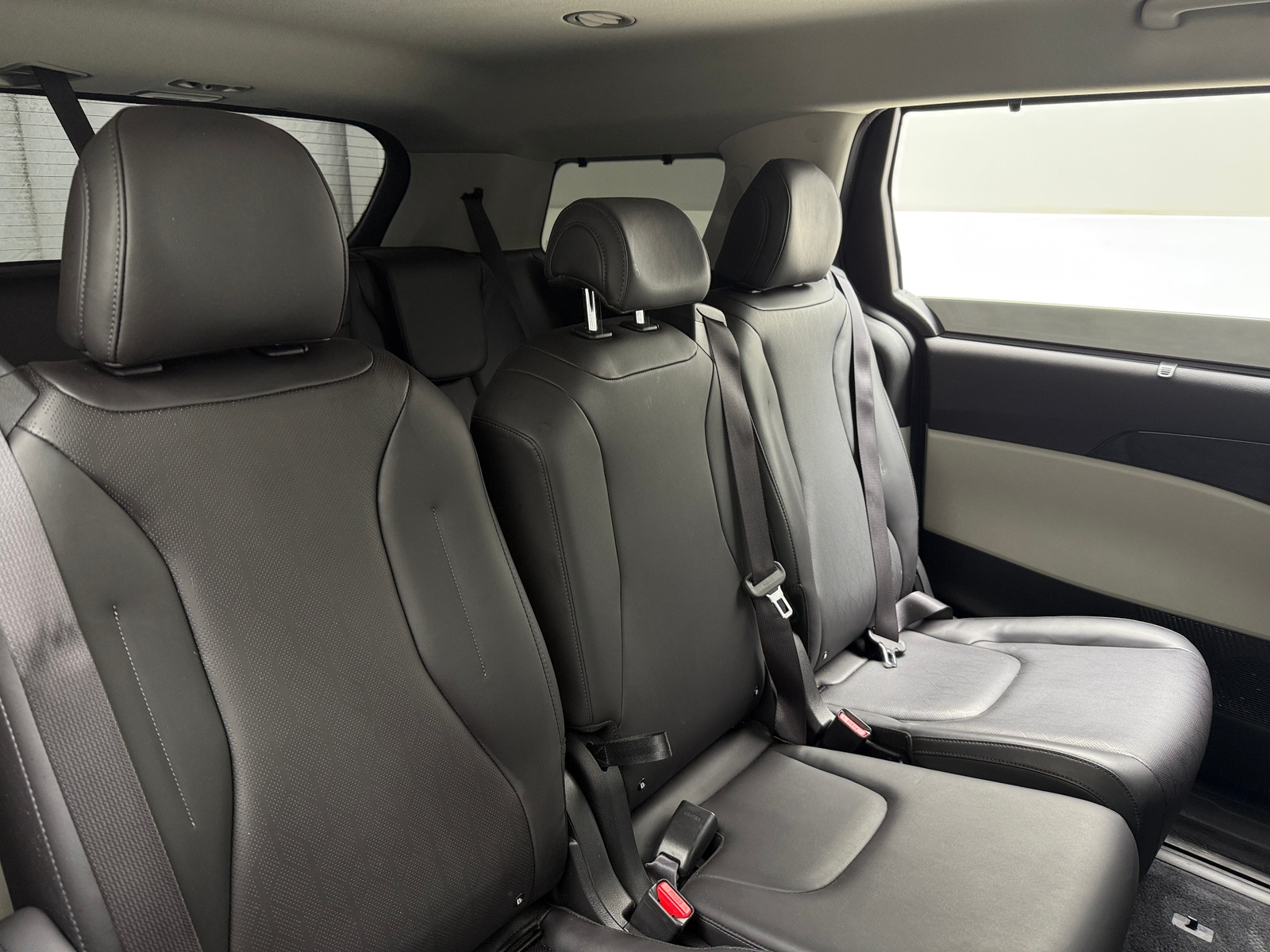 Thumbnail: 2024 Kia Carnival - 5
