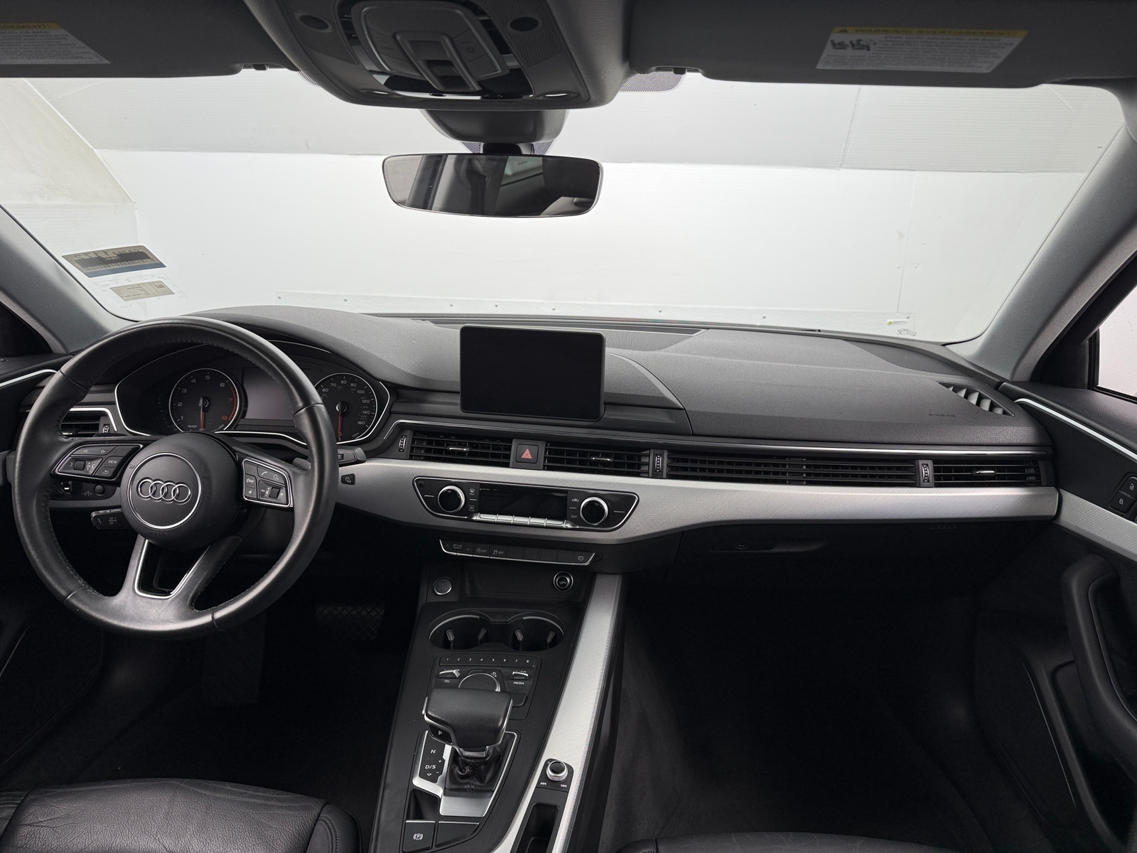 Thumbnail: 2017 Audi A4 - 2
