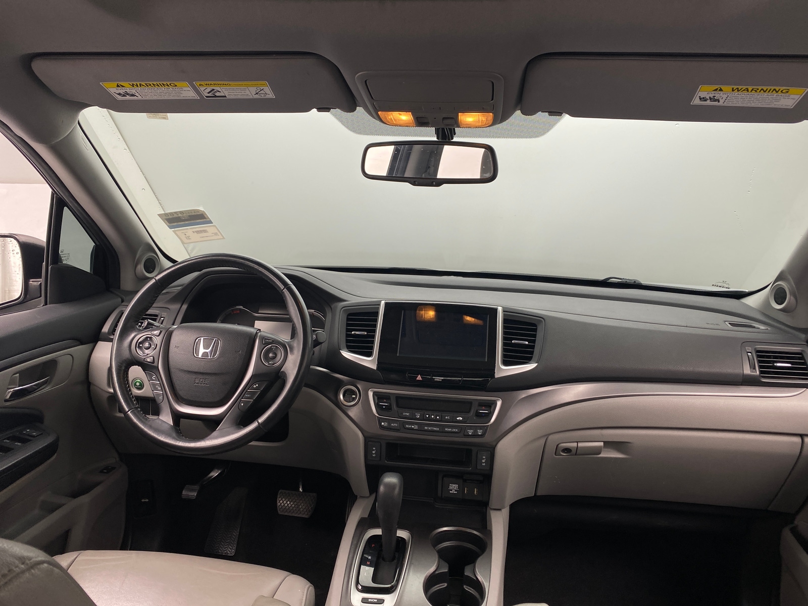 Thumbnail: 2017 Honda Pilot - 3