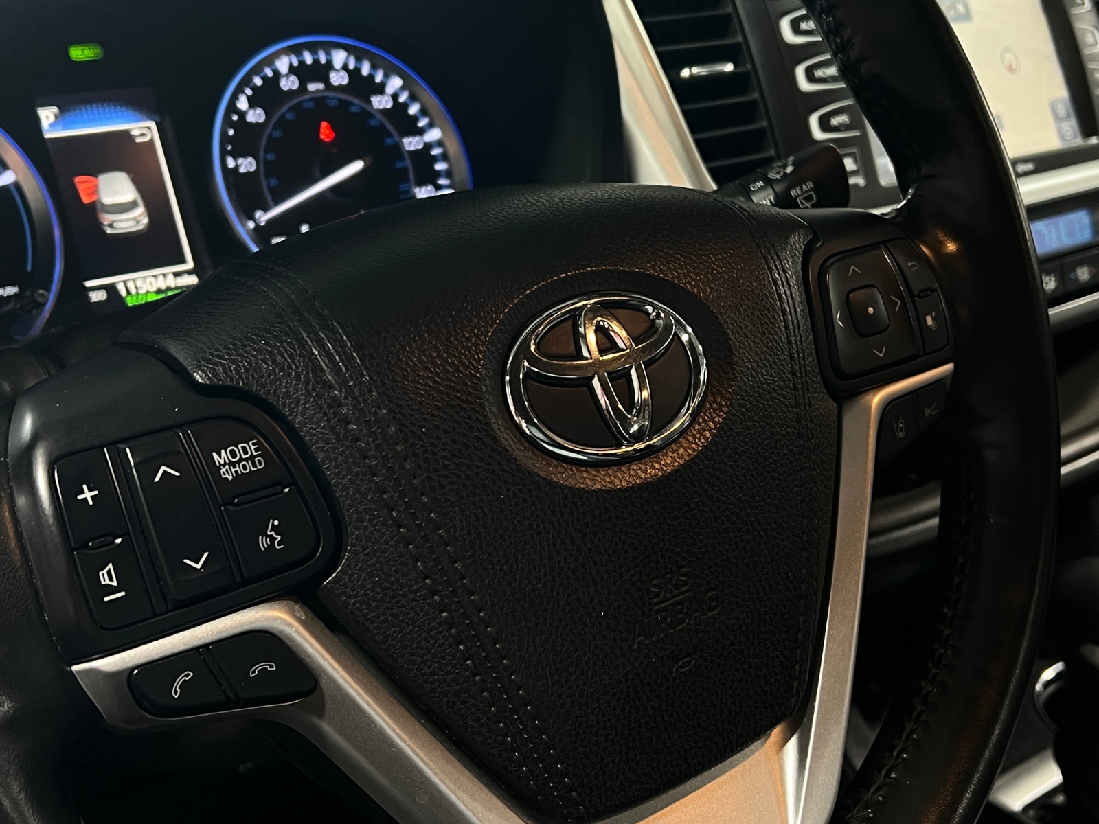 Thumbnail: 2018 Toyota Highlander - 4