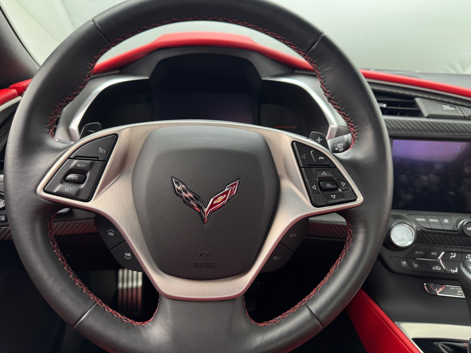 Thumbnail: 2015 Chevrolet Corvette - 3
