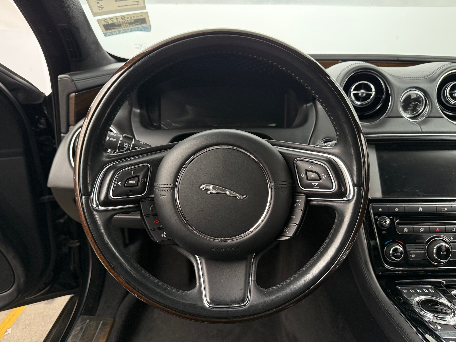 Thumbnail: 2016 Jaguar XJ - 4