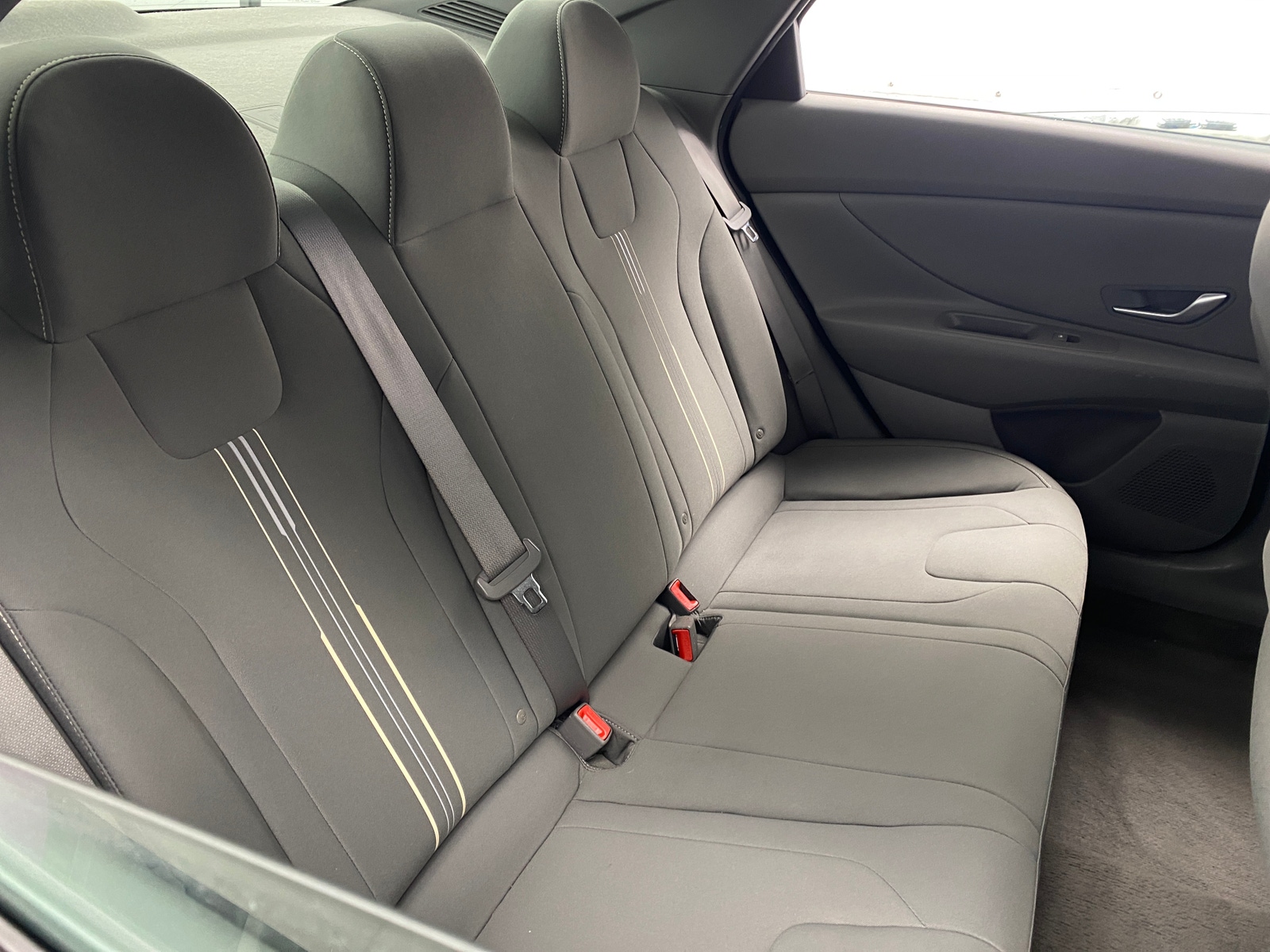 Thumbnail: 2022 Hyundai Elantra - 6