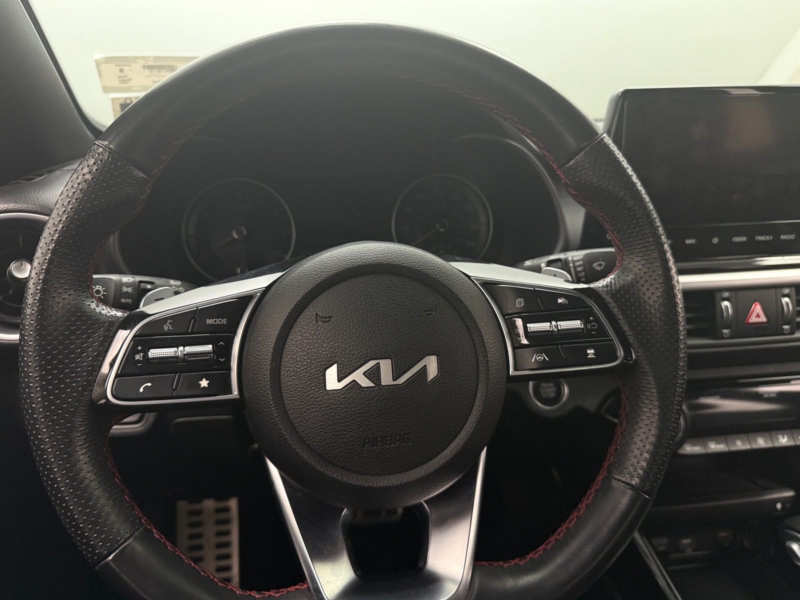 Thumbnail: 2023 Kia Forte - 5