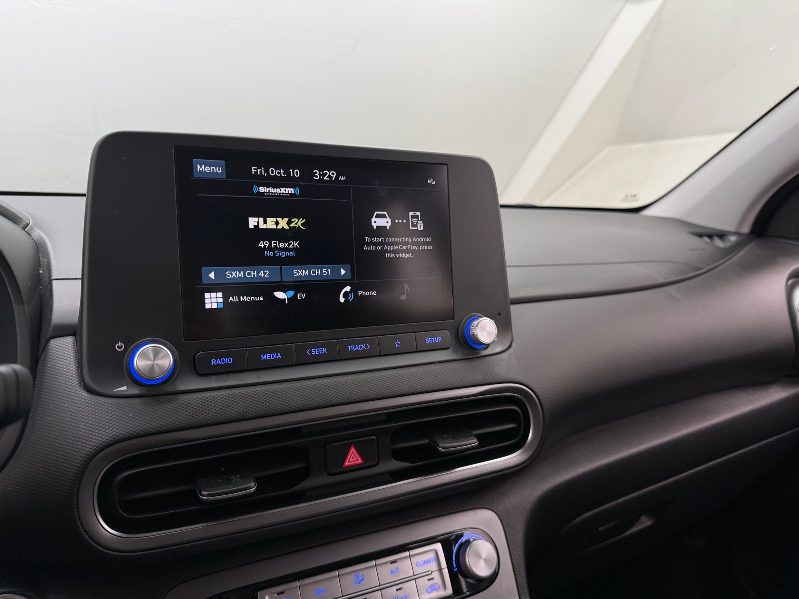 Thumbnail: 2023 Hyundai Kona - 4