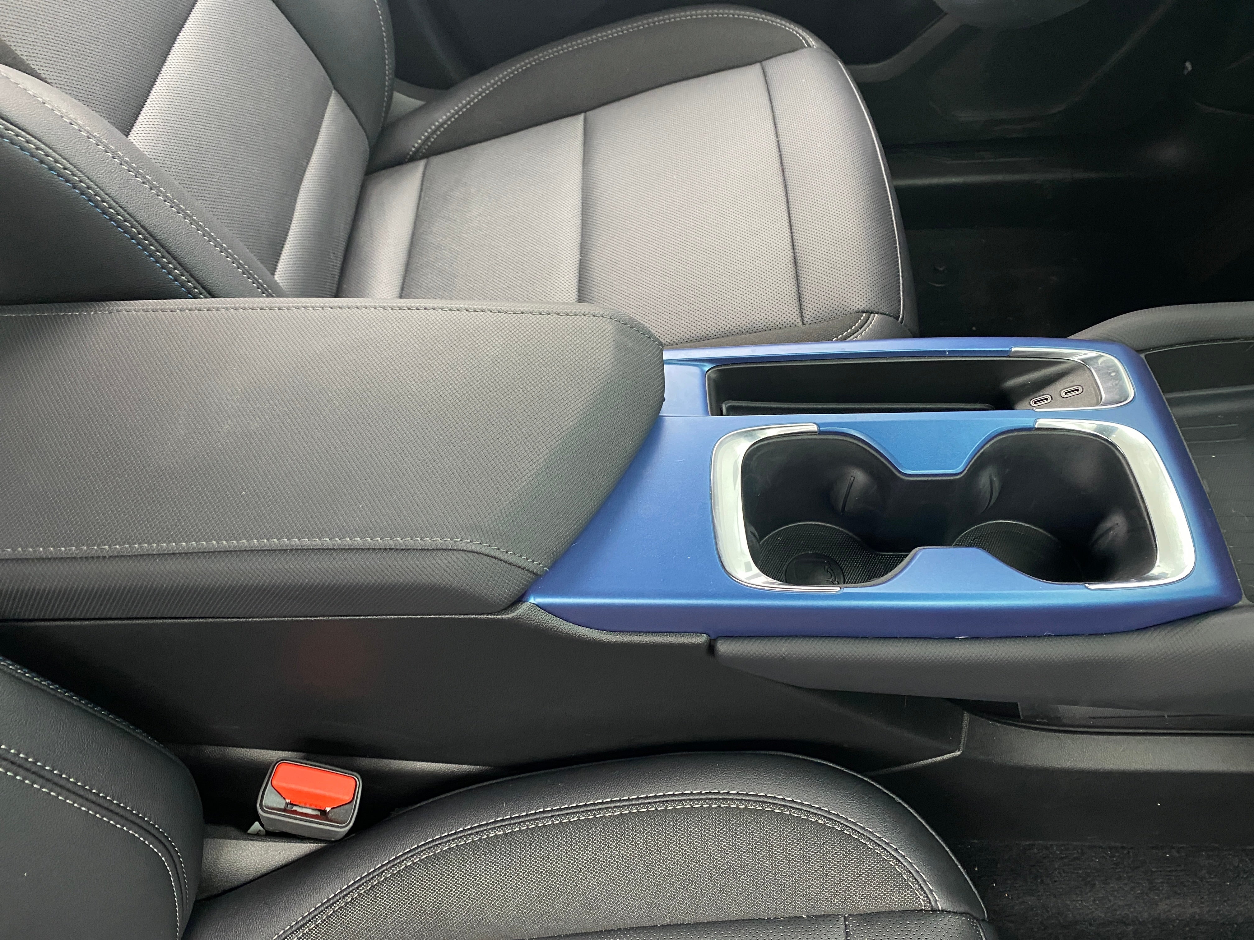 Used 2025 Chevrolet Equinox EV 1LT with VIN 3GN7DNRP8SS230114 for sale in Oak Creek, WI