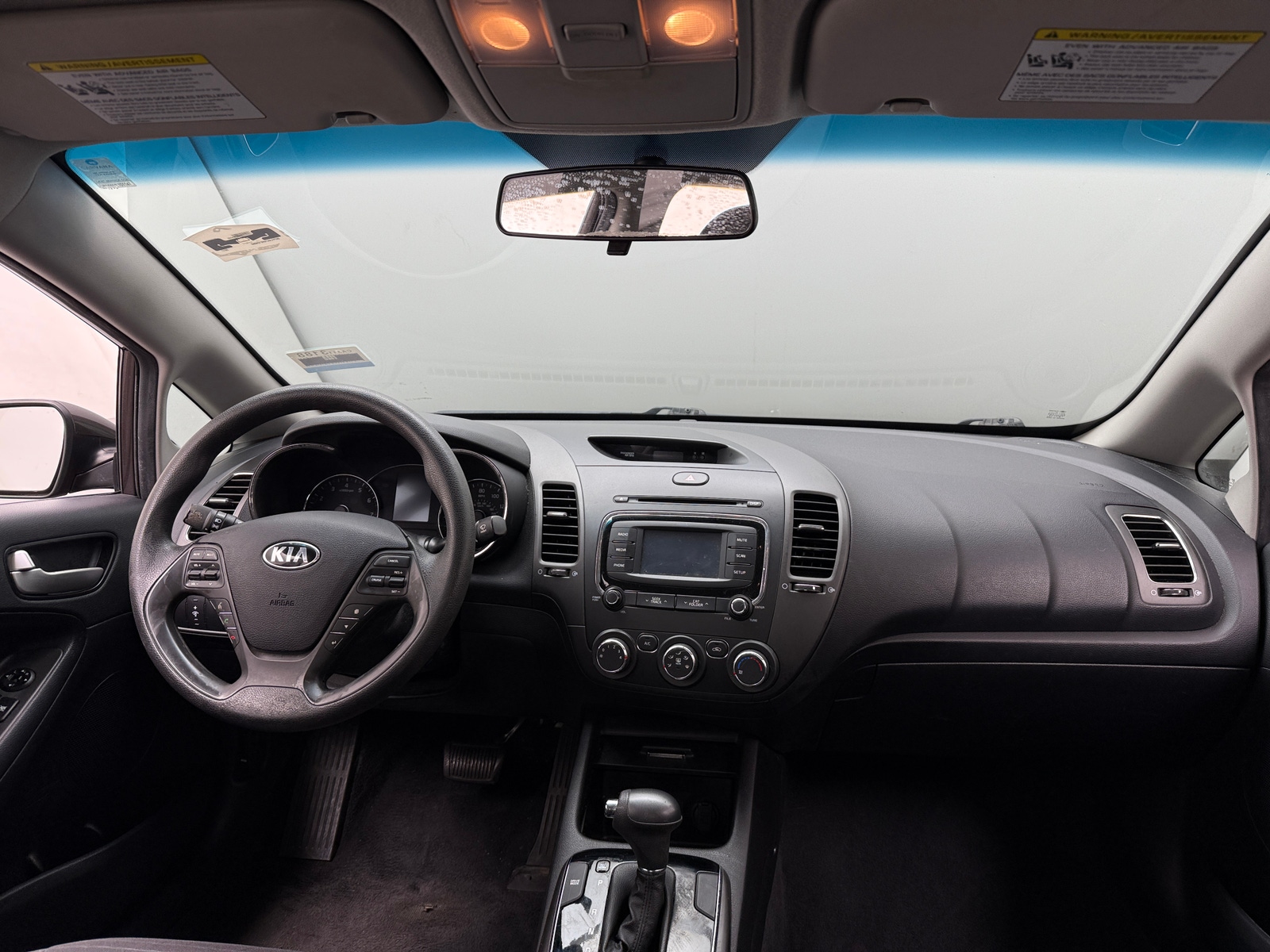 Thumbnail: 2017 Kia Forte - 3