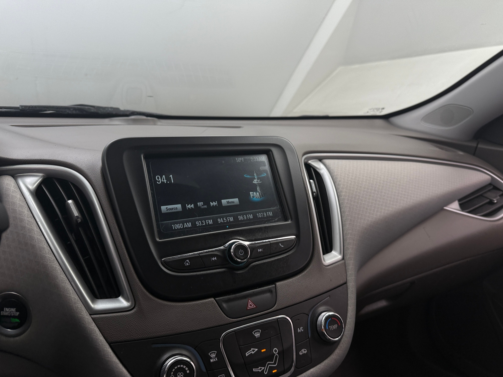 Thumbnail: 2016 Chevrolet Malibu - 4