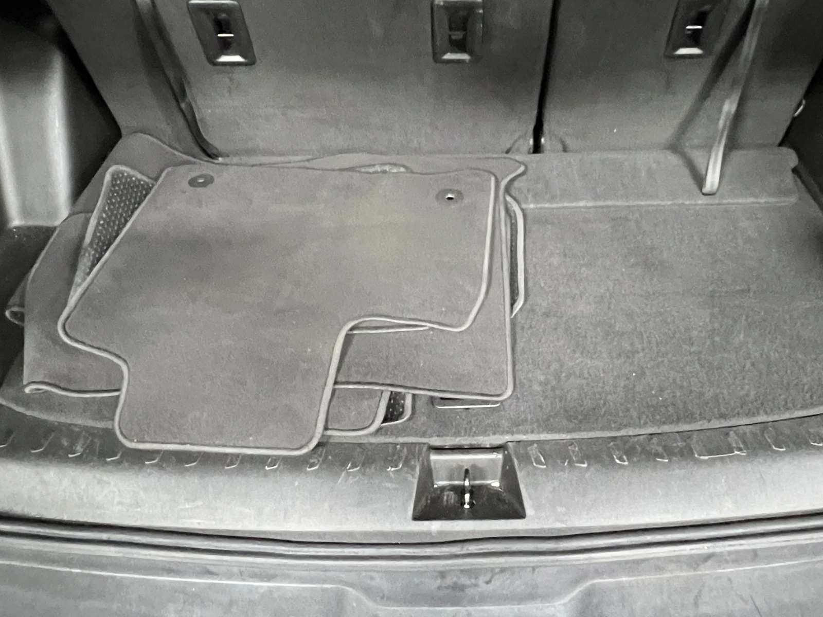 Thumbnail: 2023 Chevrolet Traverse - 7